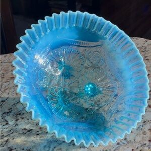 Edwardian 1900’s Jefferson / Northwood Blue Opalescent Ruffled Bowl EAPG